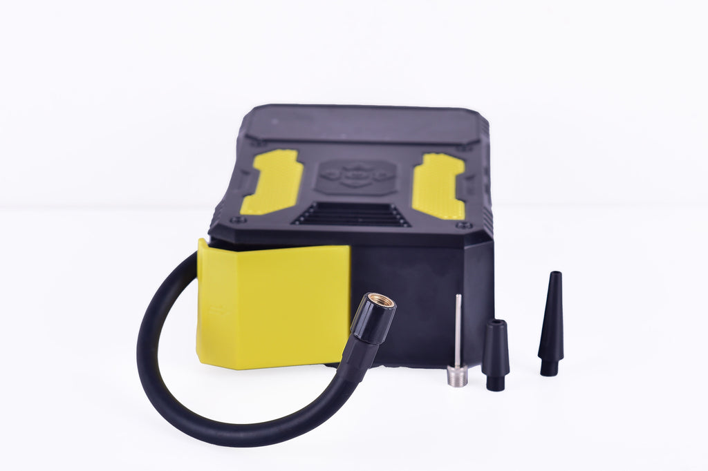 4-1 Multifunctional Car Emergency Kit